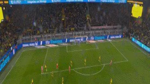 曼联本赛季表现强劲曼联对阵水晶宫